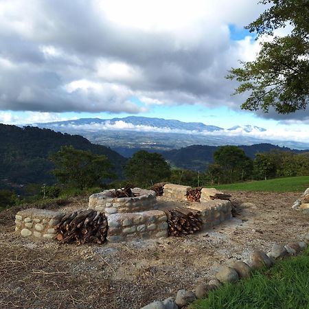 Orosí Finca Queveri المظهر الخارجي الصورة